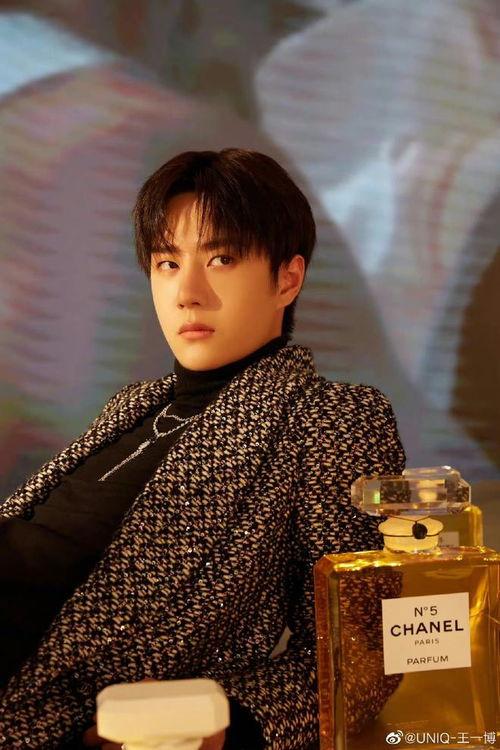 王一博最新爆料图片大全,揭秘偶像私生活瞬间